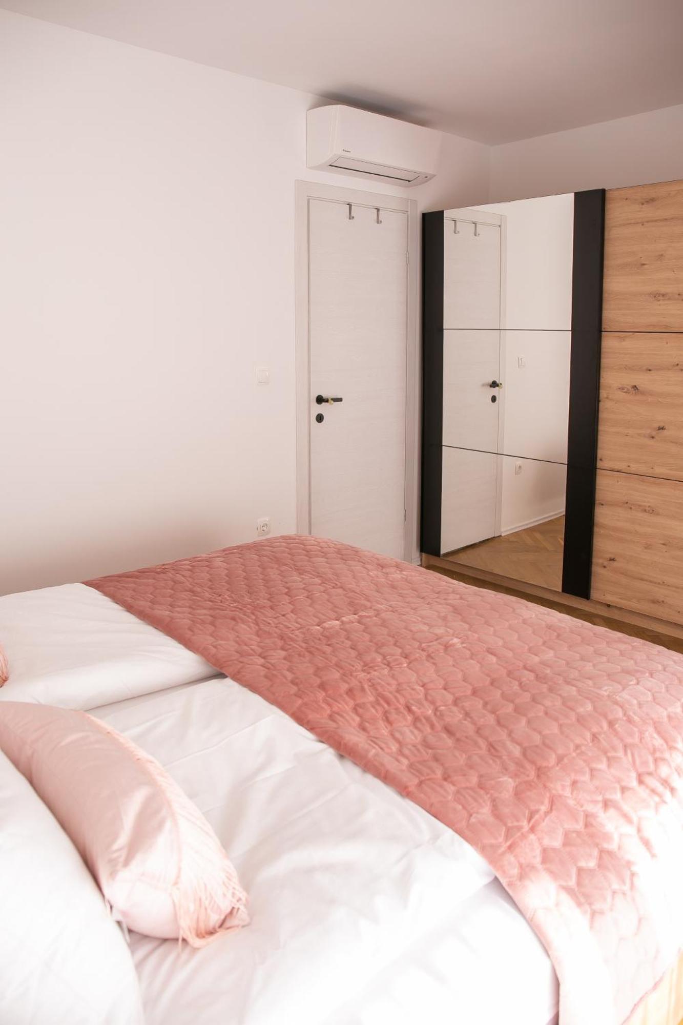 Apartment Marela Split Exterior photo